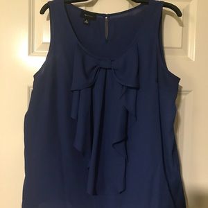 Bow front tank top